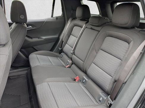 New 2026 Chevrolet Equinox LT FWD image 16