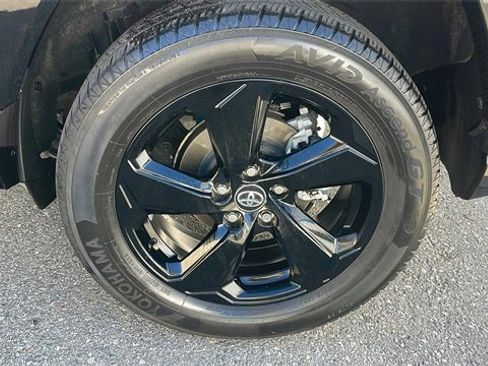 Used 2020 Toyota RAV4 XSE w/ XSE Grade Weather Package image 32