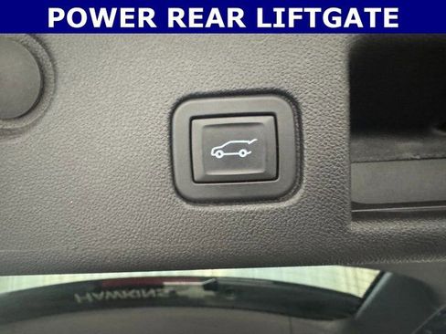 Used 2024 Chevrolet Equinox LT image 32