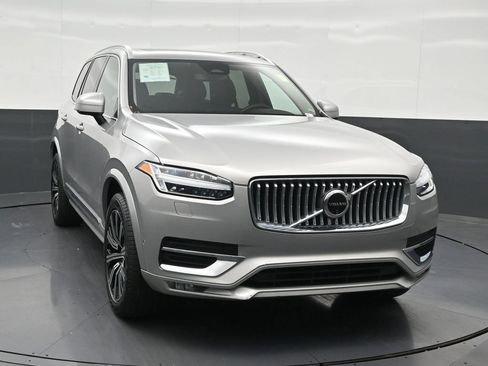 Used 2024 Volvo XC90 B6 Plus w/ Protection Package Premier AWD/4WD image 8