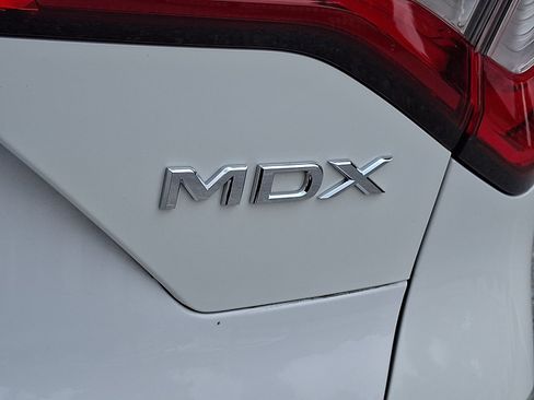 Used 2023 Acura MDX SH-AWD w/ Technology Package image 30