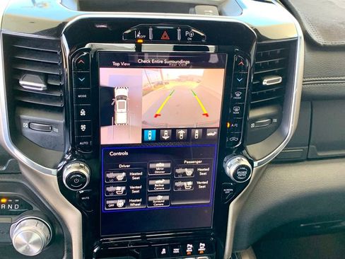 Used 2019 RAM 1500 Laramie image 36