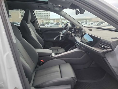 Certified 2025 Audi Q5 Premium Plus w/ Premium Plus AWD/4WD image 21
