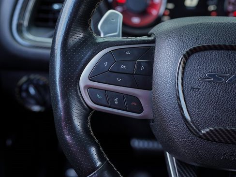 Used 2019 Dodge Challenger SRT Hellcat Redeye image 28