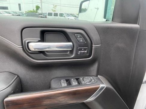 Used 2020 GMC Sierra 1500 SLT w/ SLT Premium Package AWD/4WD image 8