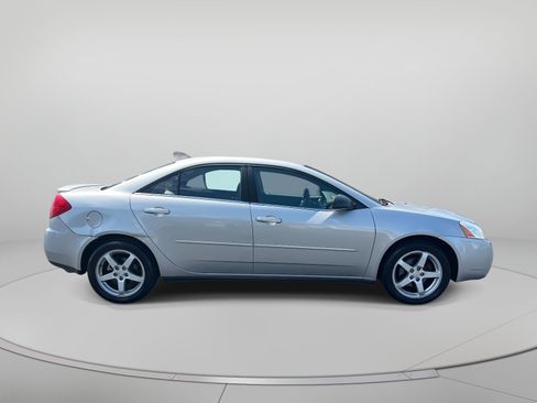 Used 2005 Pontiac G6 GT image 2