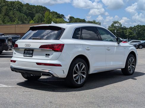 Used 2023 Audi Q5 2.0T Premium Plus w/ Premium Plus Package AWD/4WD image 9