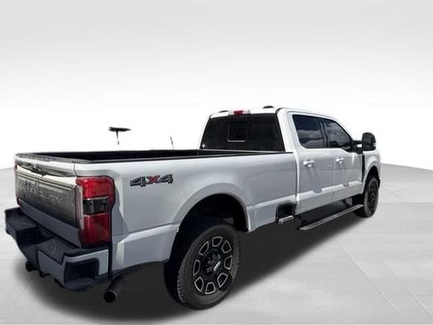 Used 2026 Ford F350 Platinum AWD/4WD image 3