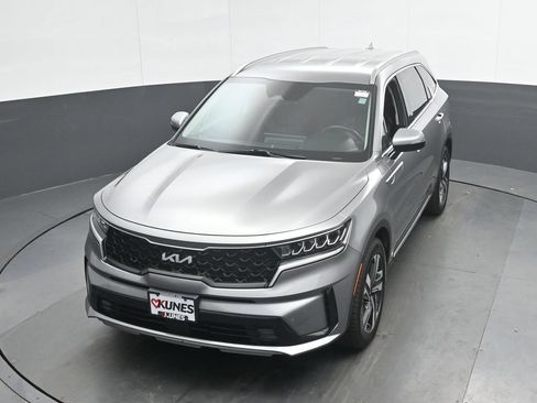 Used 2023 Kia Sorento EX AWD/4WD image 37