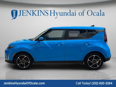 Used 2023 Kia Soul EX FWD image 6
