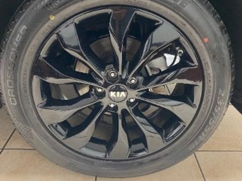 Used 2020 Kia Sorento S FWD image 27