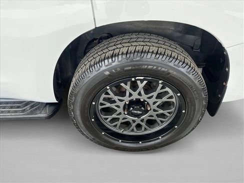 Used 2013 Toyota Sequoia SR5 w/ Sport Appearance Pkg image 23