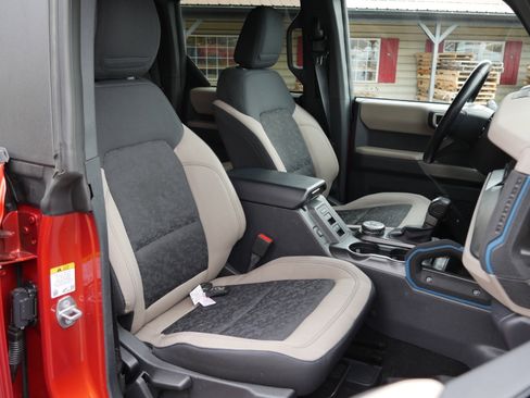 Certified 2022 Ford Bronco Wildtrak image 27