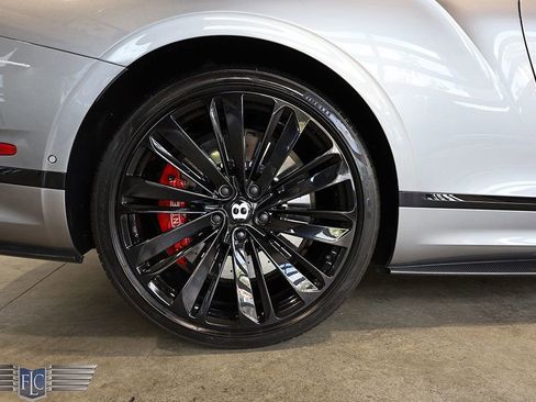 Used 2022 Bentley Continental GT Speed image 45
