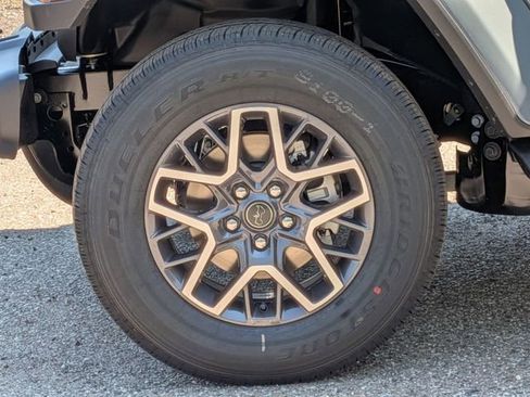 New 2026 Jeep Wrangler Unlimited Sahara AWD/4WD image 26