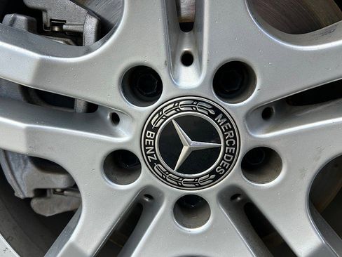 Used 2021 Mercedes-Benz GLA 250 image 14