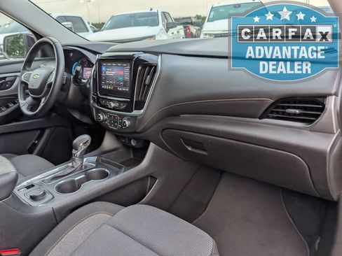 Used 2021 Chevrolet Traverse LT FWD image 30