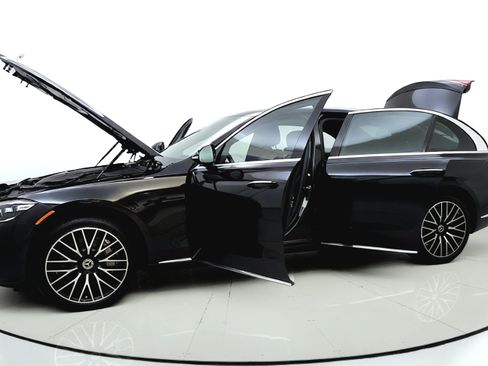 Used 2023 Mercedes-Benz S 500 4MATIC image 11