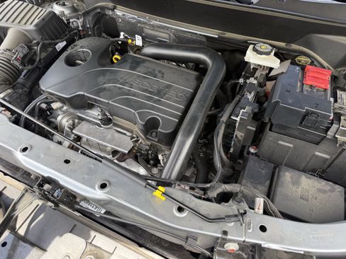 Used 2026 Chevrolet Equinox LT FWD image 33