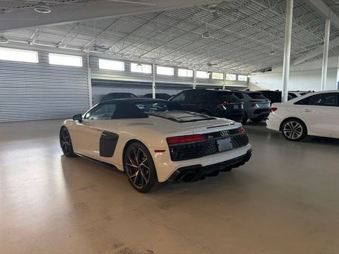Used 2023 Audi R8 V10 performance w/ Carbon Exterior Package RWD image 5