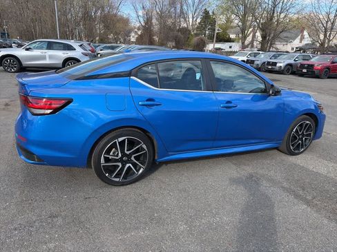 Used 2025 Nissan Sentra SR image 17