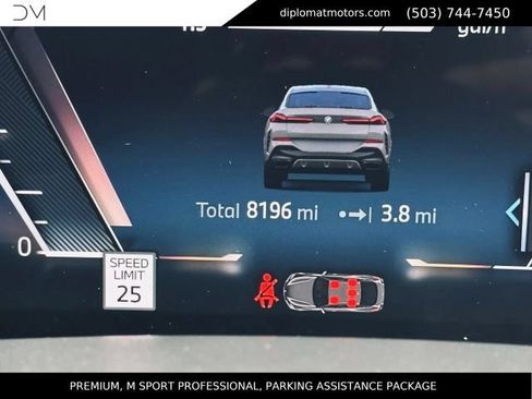 Used 2025 BMW X6 xDrive40i w/ Premium Package AWD/4WD image 32