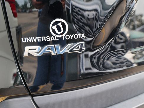 Used 2020 Toyota RAV4 LE w/ All Weather Liner Package AWD/4WD image 11