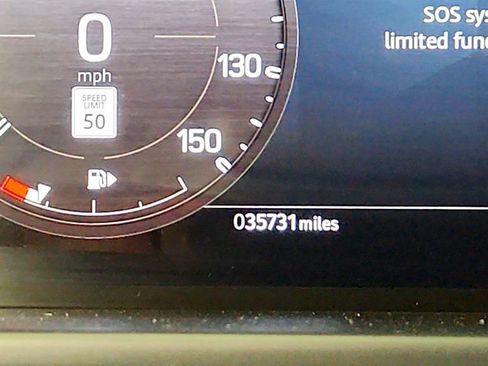 Used 2023 Land Rover Defender 130 SE AWD/4WD image 16