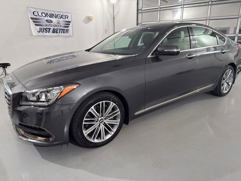 Used 2020 Genesis G80 3.8 RWD image 4