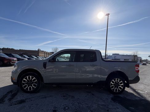 Certified 2024 Ford Maverick Lariat image 9