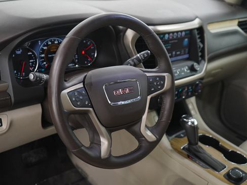 Used 2018 GMC Acadia Denali w/ Technology Package image 21