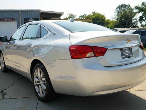 Used 2020 Chevrolet Impala LT FWD image 4