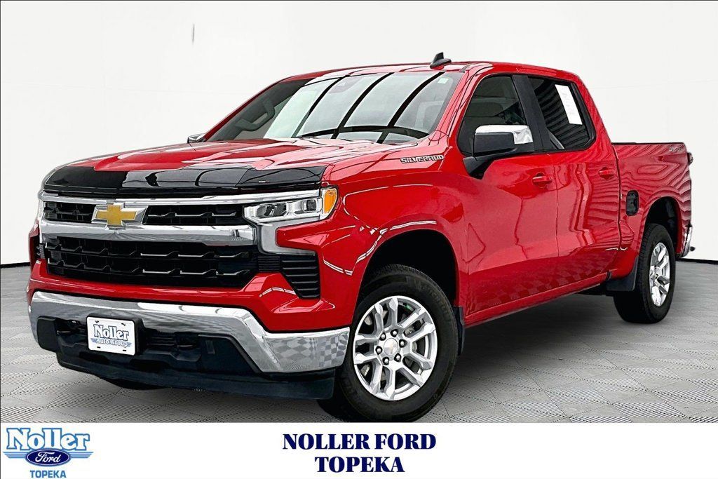 Used 2023 Chevrolet Silverado 1500 LT AWD/4WD image 1
