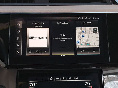 Used 2024 Audi Q8 e-tron Premium Plus w/ Premium Plus Package image 23