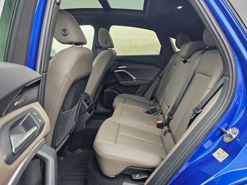 New 2025 Audi Q5 Premium Plus image 44