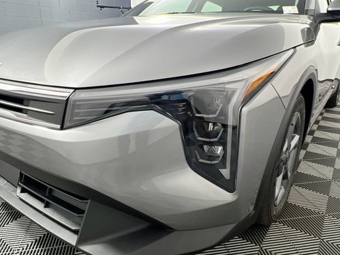 New 2026 Kia K4 FWD image 11