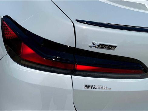 New 2025 BMW 760i xDrive w/ Executive Package image 14