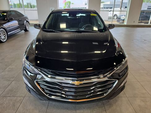 Used 2023 Chevrolet Malibu LT FWD image 3