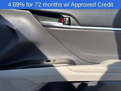 Used 2022 Toyota Camry SE image 22