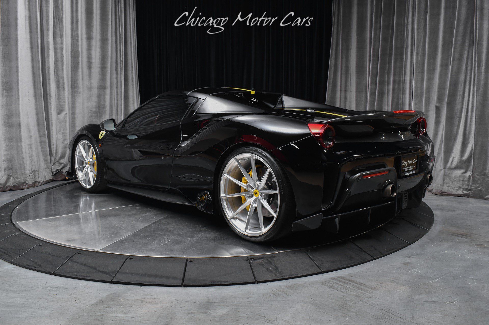 Used 2016 Ferrari 488 Spider RWD image 32