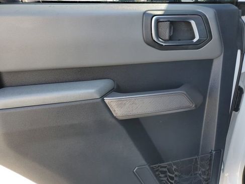 Used 2023 Ford Bronco Black Diamond image 15