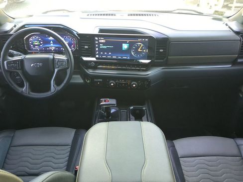 Used 2024 Chevrolet Silverado 1500 ZR2 w/ Technology Package image 15