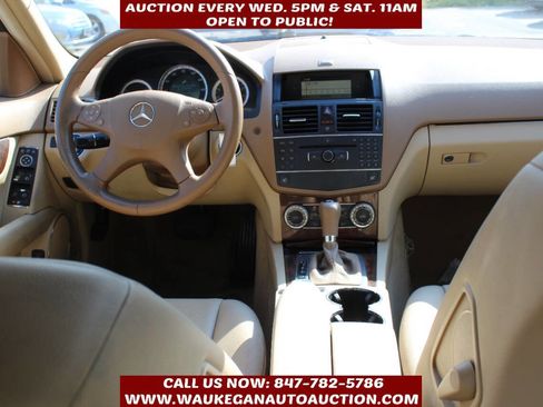 Used 2008 Mercedes-Benz C 300 4MATIC Sedan w/ P1 Pkg image 8