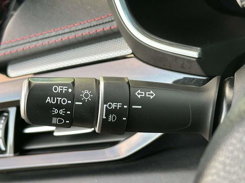 Used 2023 Acura MDX A-Spec image 25