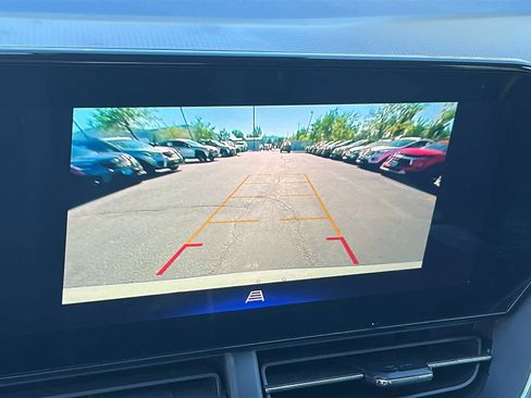 Used 2025 Chevrolet Trax ACTIV w/ Driver Confidence Package FWD image 16