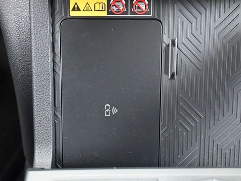 Certified 2025 Toyota 4Runner TRD Off-Road Premium image 28