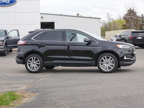 Used 2023 Ford Edge Titanium w/ Equipment Group 301A AWD/4WD image 2