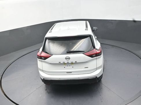 Used 2025 Nissan Rogue SV AWD/4WD image 28