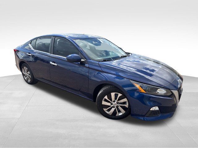Certified 2022 Nissan Altima 2.5 S FWD 360° Tour