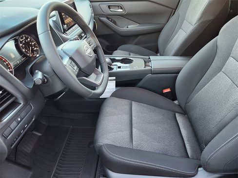 New 2026 Nissan Rogue SV w/ Cold Weather Package image 8